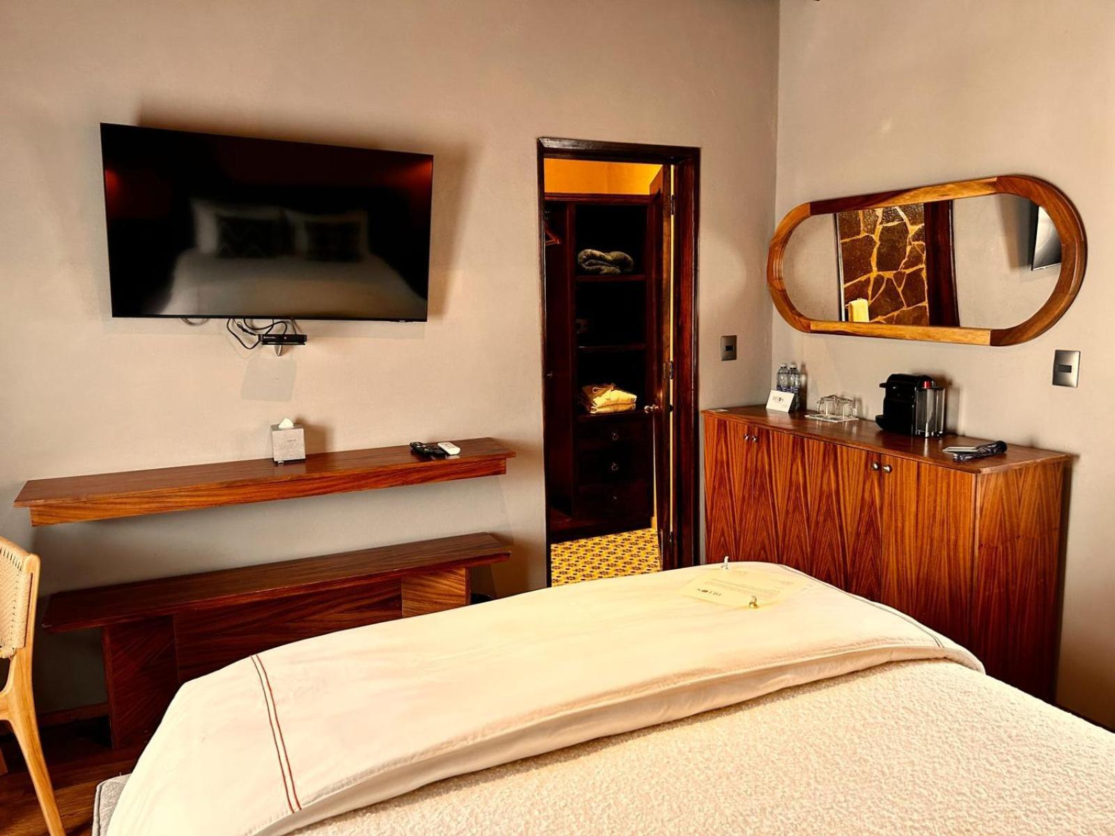 Bito'S Hotel Boutique ซานมิเกล เด อาเญนเด ภายนอก รูปภาพ